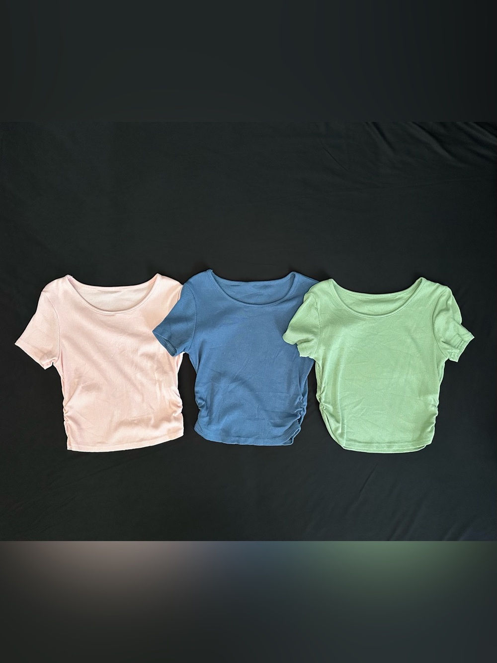 3 girls crop tops